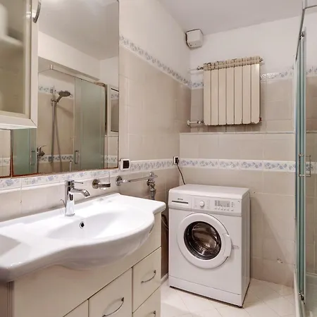 Il Faro Apartament *